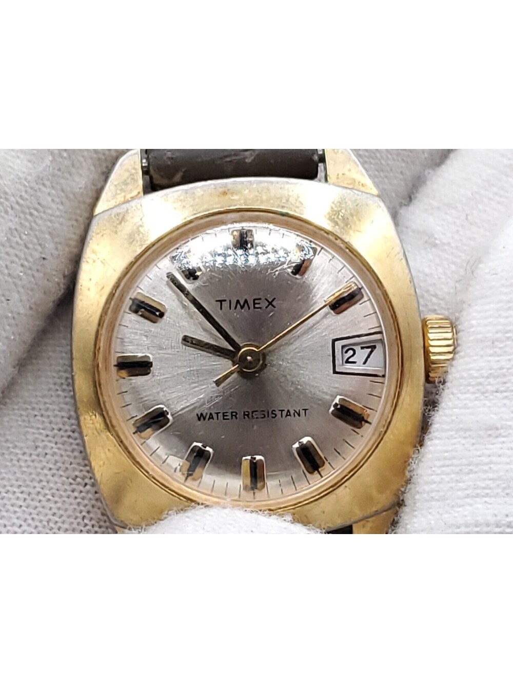 Vintage Timex Marlin Mechanical Watch Womens Running Date Dial 25mm